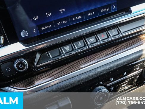 Used 2024 Chevrolet Silverado 2500 LT image 45