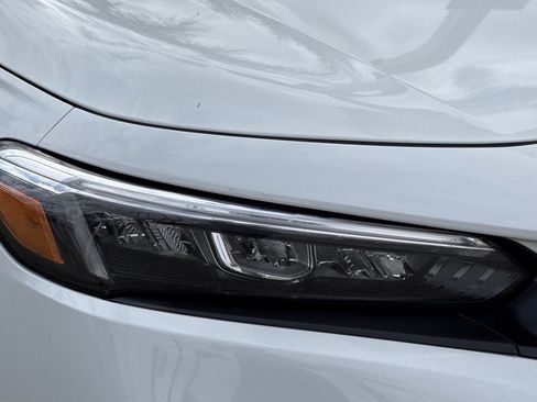 Used 2023 Honda Civic LX image 11