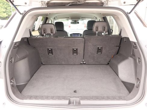 Used 2019 GMC Terrain SLT FWD image 28