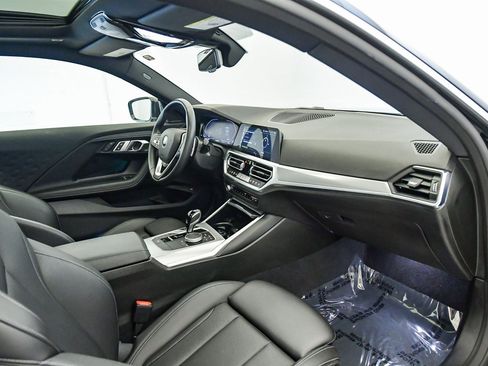 Used 2022 BMW 230i Coupe w/ Convenience Package image 15