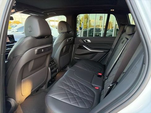 Used 2026 BMW X5 sDrive40i w/ M Sport Package RWD image 23