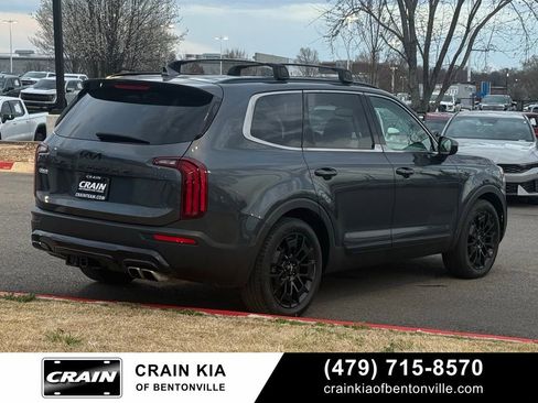 Certified 2022 Kia Telluride SX w/ Nightfall Edition Package image 8