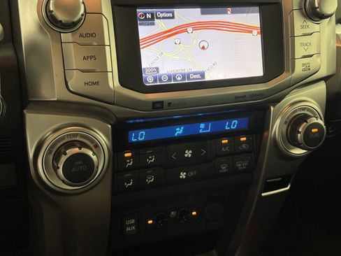 Used 2016 Toyota 4Runner Limited AWD/4WD image 18