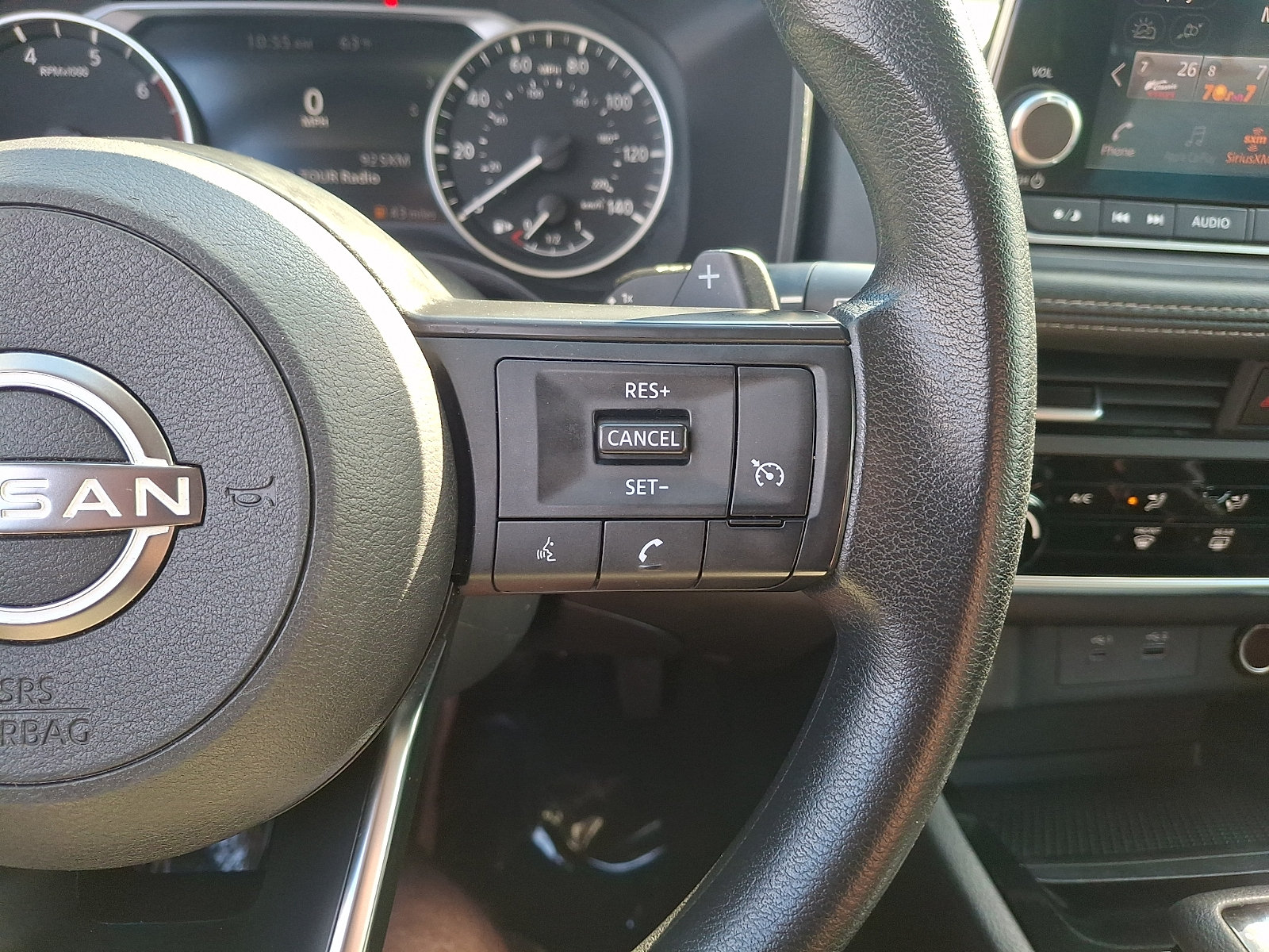 Used 2023 Nissan Rogue S AWD/4WD image 21