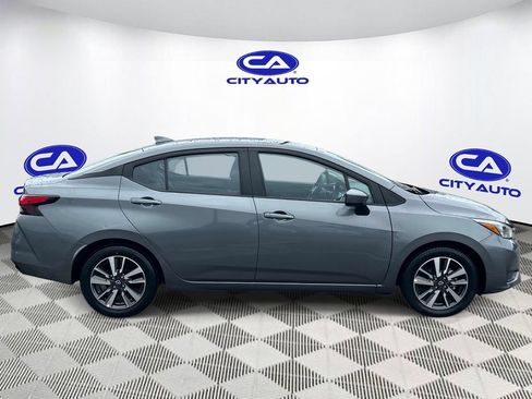 Used 2025 Nissan Versa SV FWD image 2