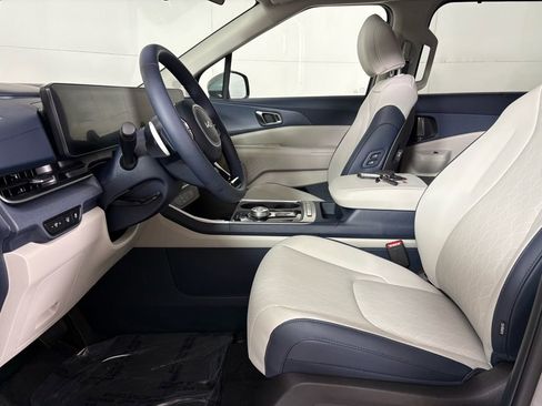 New 2026 Kia Carnival EX FWD image 19