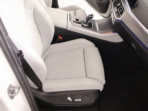 Used 2023 BMW X5 sDrive40i w/ Premium Package image 14