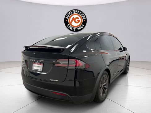Used 2018 Tesla Model X 100D AWD/4WD image 3