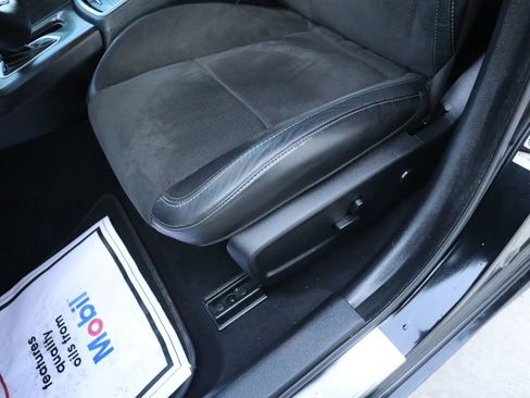 Used 2023 Dodge Charger Scat Pack image 25