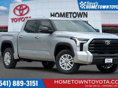 New 2026 Toyota Tundra SR5 w/ SR5 Premium Package