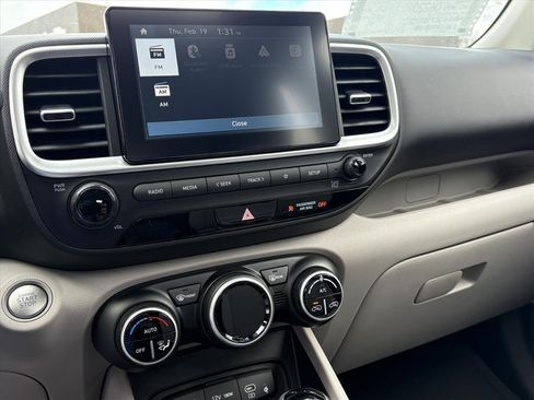 New 2026 Hyundai Venue SEL FWD image 21