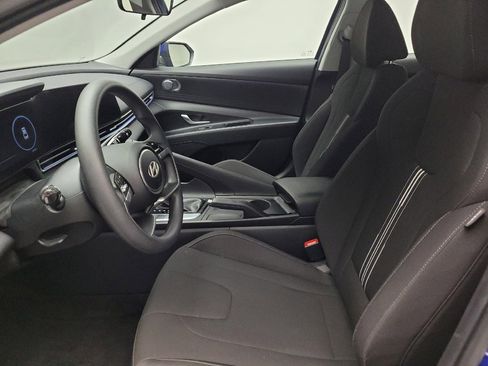 Used 2024 Hyundai Elantra SEL FWD image 17