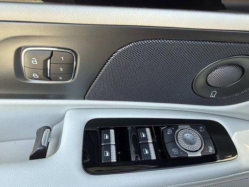 New 2026 Lincoln Nautilus Reserve AWD/4WD image 19