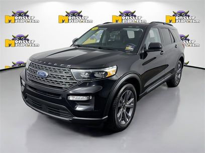 Used 2022 Ford Explorer XLT w/ XLT Sport Appearance Package