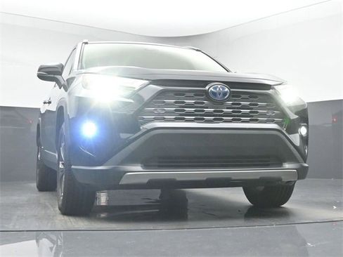 Used 2022 Toyota RAV4 Limited image 33