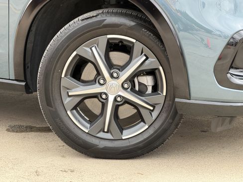 Used 2025 Honda HR-V EX-L image 3