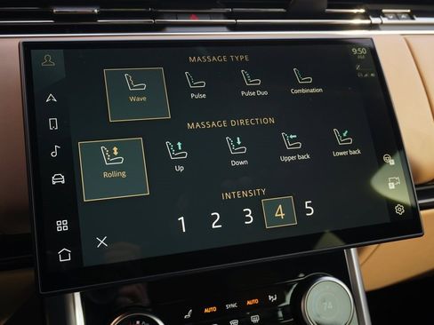 Used 2023 Land Rover Range Rover SE image 29