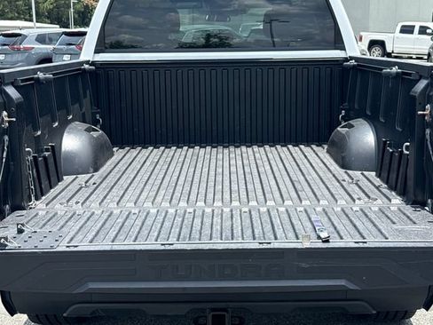 Used 2022 Toyota Tundra SR5 AWD/4WD image 18