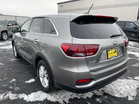 Used 2019 Kia Sorento LX image 6