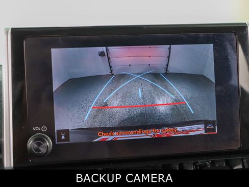 Used 2024 Toyota RAV4 XLE image 18