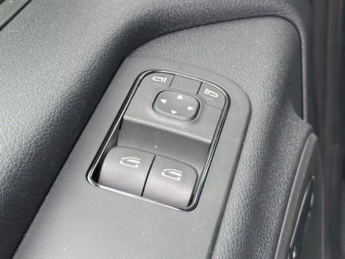 Used 2024 Mercedes-Benz Sprinter 4500 image 17