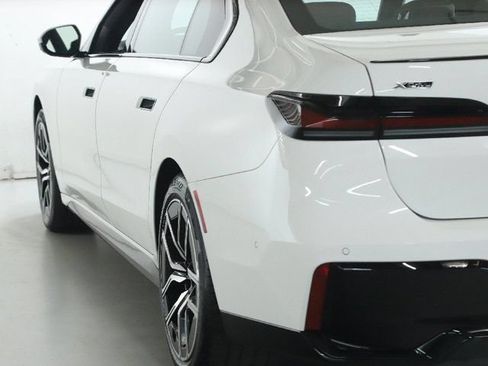 Used 2026 BMW 740i xDrive AWD/4WD image 6