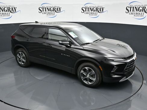 Used 2025 Chevrolet Blazer LT AWD/4WD image 18
