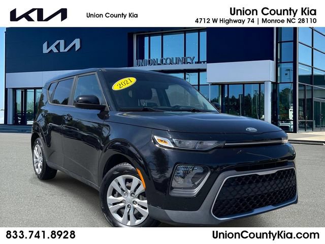 Used 2021 Kia Soul LX FWD image 1