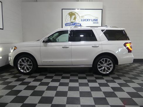 Used 2019 Ford Expedition Platinum AWD/4WD image 7