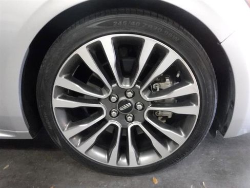 Used 2017 Lincoln Continental Select w/ Climate Package image 21