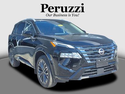 Certified 2025 Nissan Rogue Platinum w/ Platinum Premium Package