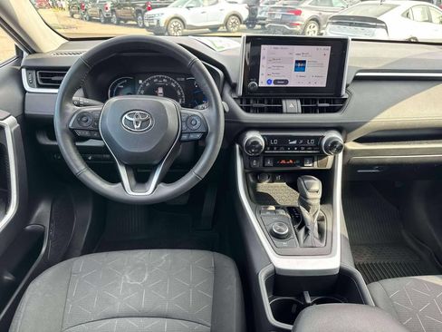 Used 2023 Toyota RAV4 XLE w/ XLE Grade Weather Package AWD/4WD image 20