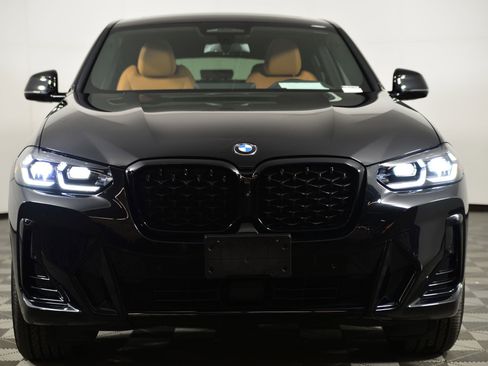 Used 2024 BMW X4 xDrive30i w/ Premium Package image 5