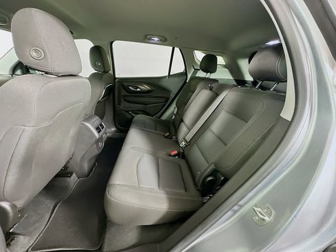 Used 2024 GMC Terrain SLE w/ Driver Convenience Package FWD image 23