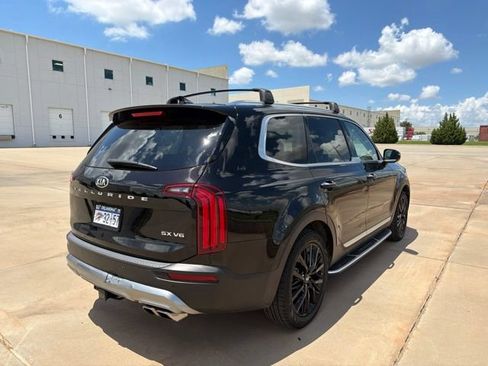 Used 2021 Kia Telluride SX w/ Towing Package FWD image 4