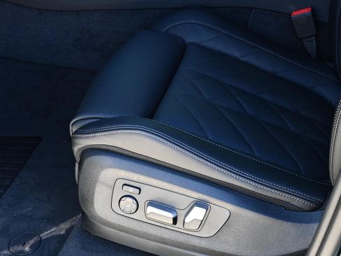 New 2026 BMW X5 xDrive40i w/ Premium Package image 22