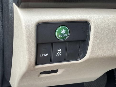 Used 2013 Honda Accord EX-L image 29