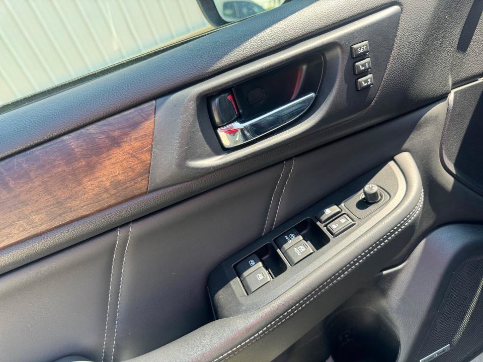 Used 2019 Subaru Outback 2.5i Limited AWD/4WD image 36