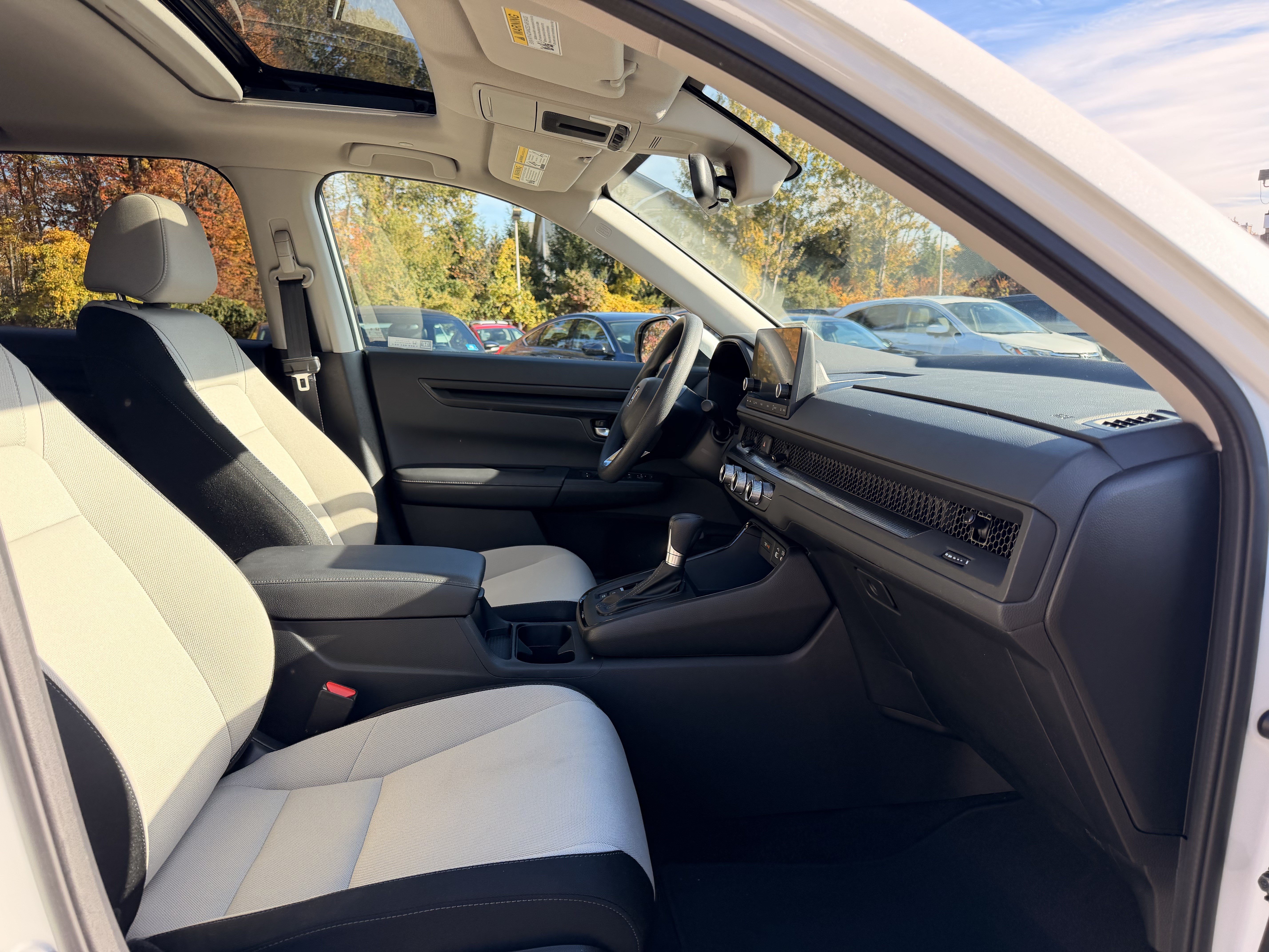 Used 2024 Honda CR-V EX image 15