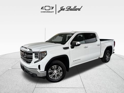 Used 2025 GMC Sierra 1500 SLT image 1