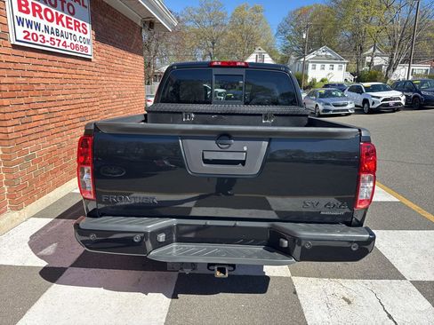 Used 2019 Nissan Frontier SV w/ Value Truck Package AWD/4WD image 16