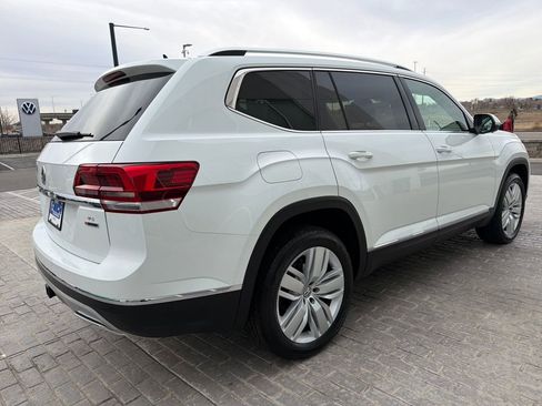 Used 2018 Volkswagen Atlas SEL Premium image 5