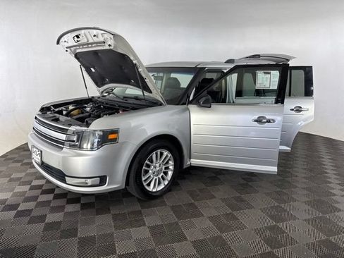 Used 2019 Ford Flex SEL w/ Equipment Group 202A FWD image 12