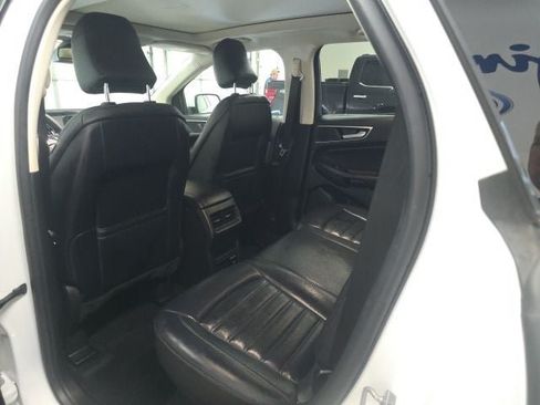 Used 2024 Ford Edge SEL w/ Convenience Package AWD/4WD image 11