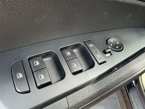 Used 2025 Kia Sportage LX image 19