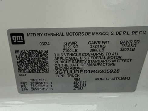 Used 2024 GMC Sierra 1500 SLT image 33