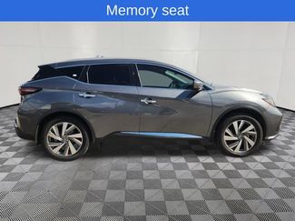 Used 2019 Nissan Murano SL FWD video 4