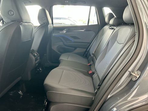 New 2026 Volkswagen Tiguan SE R-Line FWD image 40