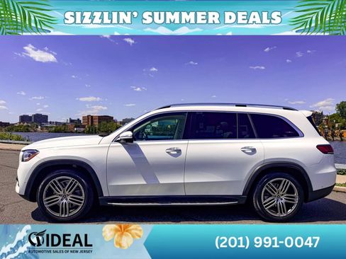 Used 2021 Mercedes-Benz GLS 450 4MATIC image 4