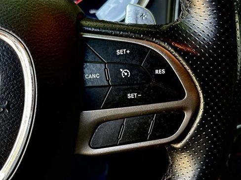 Used 2022 Dodge Charger R/T w/ Plus Group RWD image 17